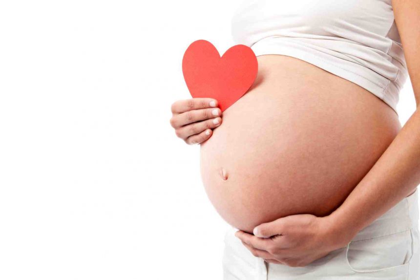 Anche in gravidanza si può prevenire la carie del bambino Anche in gravidanza si può prevenire la carie del bambino